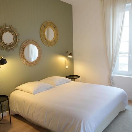 T3 De Charme Situe En Hyper Centre Avec Wifi, Linge, Draps, Savons Et Serviettes Fournis Коньяк Экстерьер фото